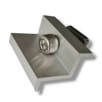 Päätypuristin 30mm Ruuvilla ja Insertillä