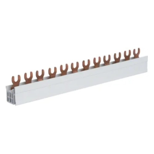 Risteyskisko 3-napainen 12mod 10mm2 KDN363A, haarukoitu Hager GPV-401-60
