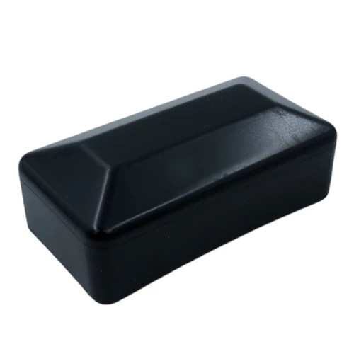 UFR-suojatulppa profiilille 80 x 40 musta PV-19-03