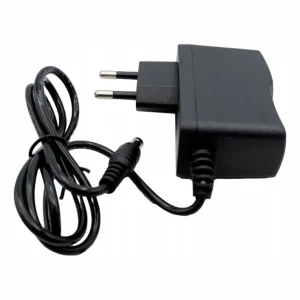Pistokkeellinen virtalähde 12V 1A LED-nauhoille RGB VIANO (OP01210)