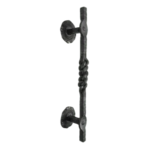 Postal – koristeellinen taottu teräskahva H390 mm portteihin ja aidoihin